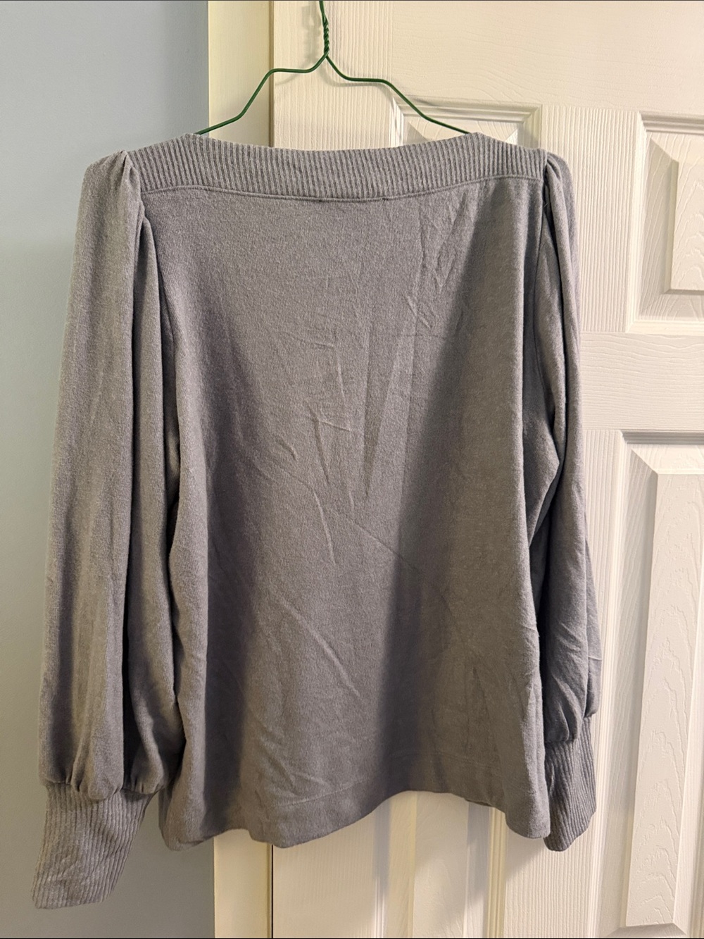 LOFT Women's Light Gray Boatneck Puff Sleeve Sweater - Picture 2 of 4